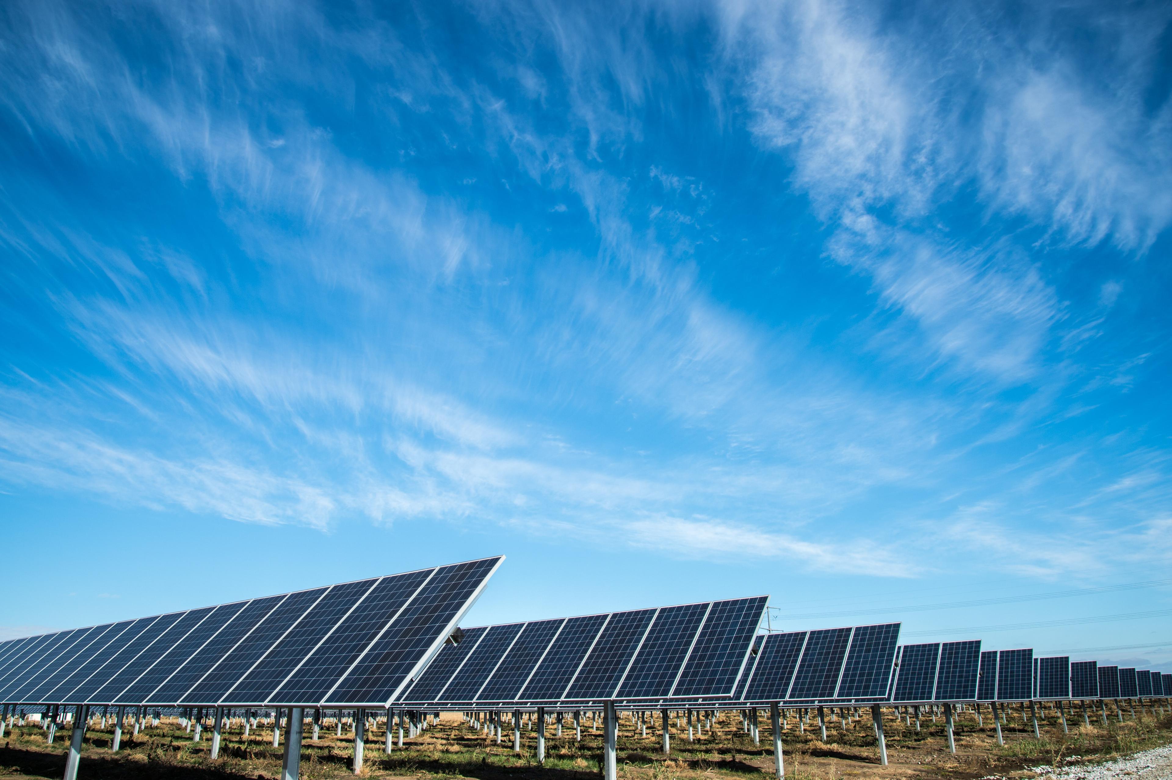 Harness the Power of the Sun with the Arlo Solar Panel Charger